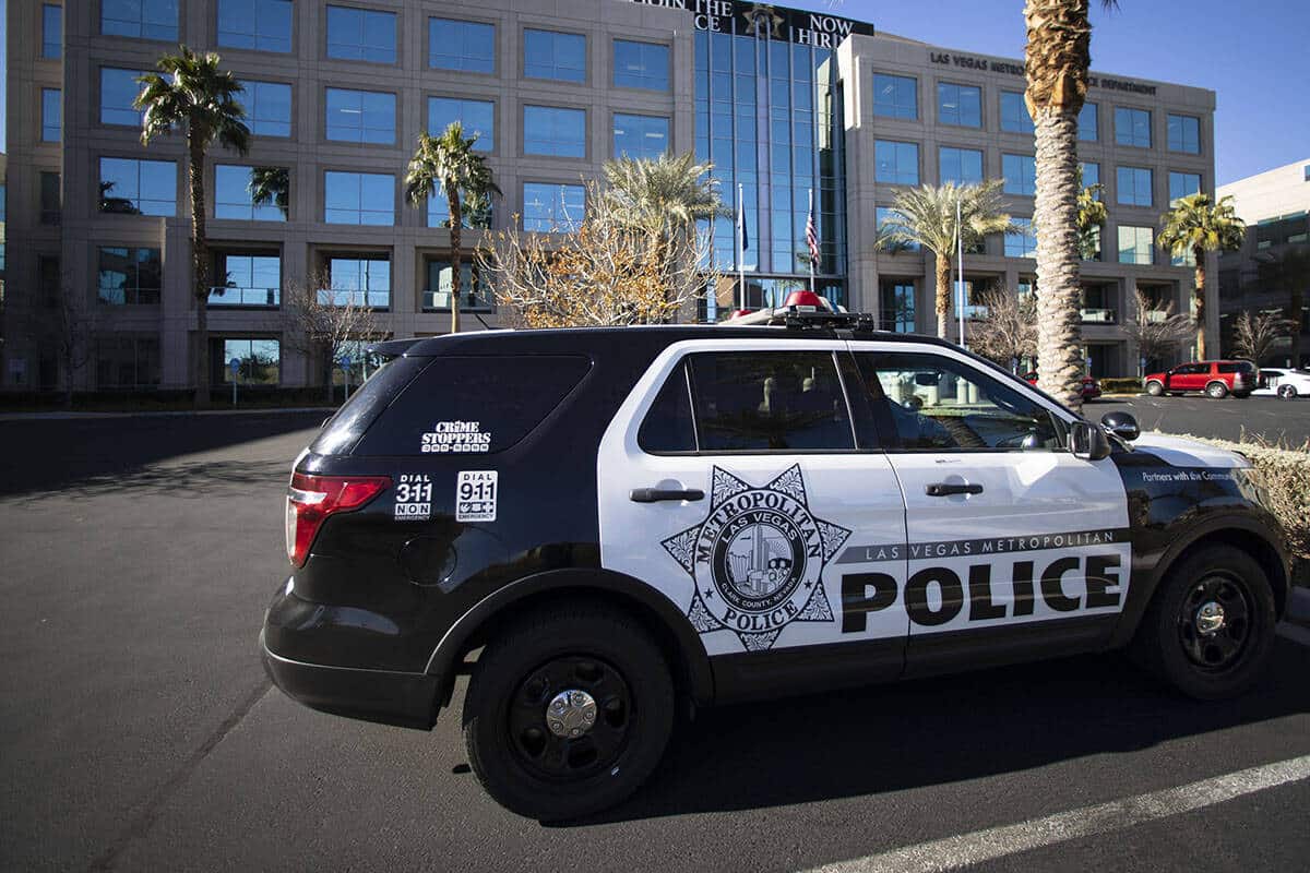 Las Vegas police officer arrested for child abuse, assault